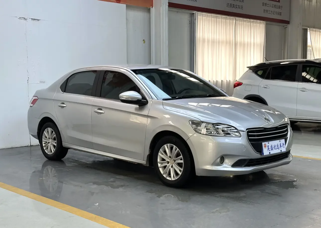Peugeot 301