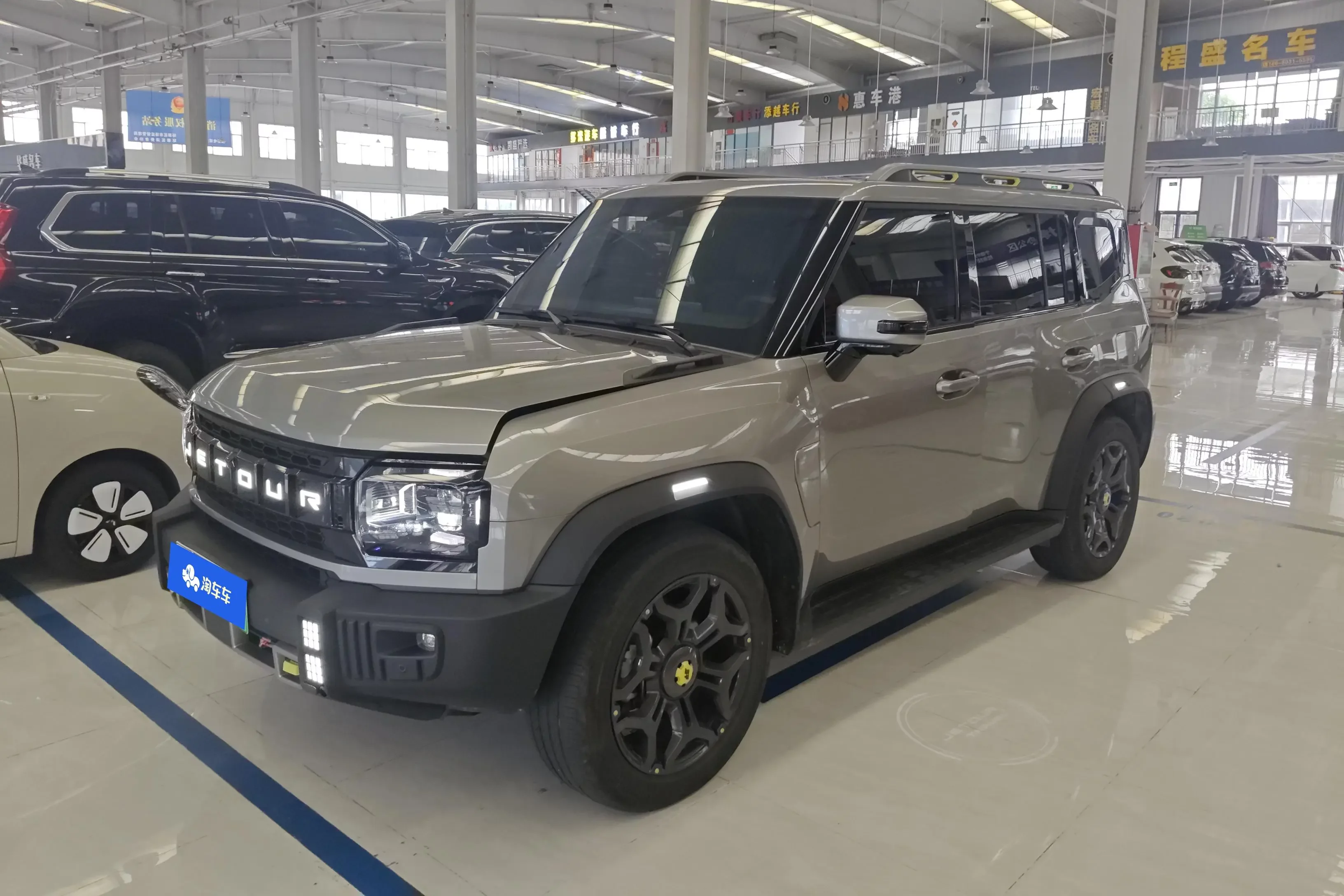 Jietu Shanhai Jetour Traveler C-DM