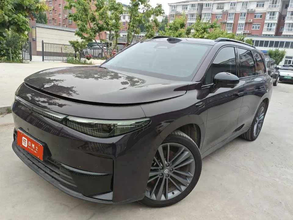 Leapmotor C16