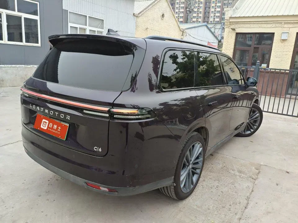 Leapmotor C16