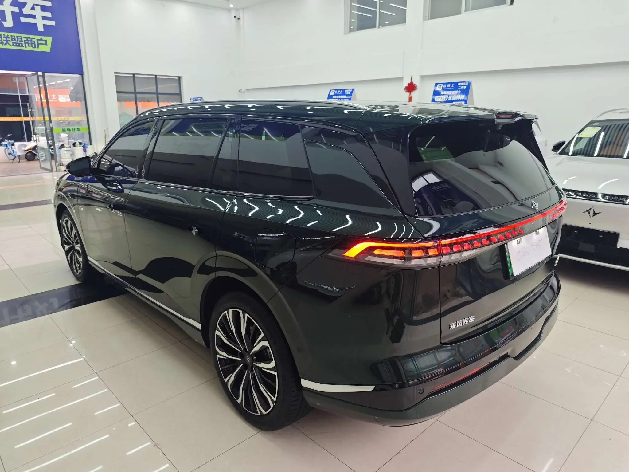 Dongfeng Yipai 008