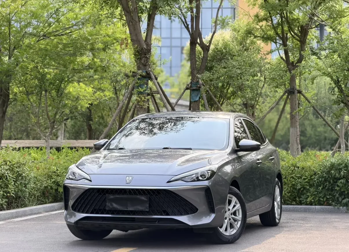 Roewe i5