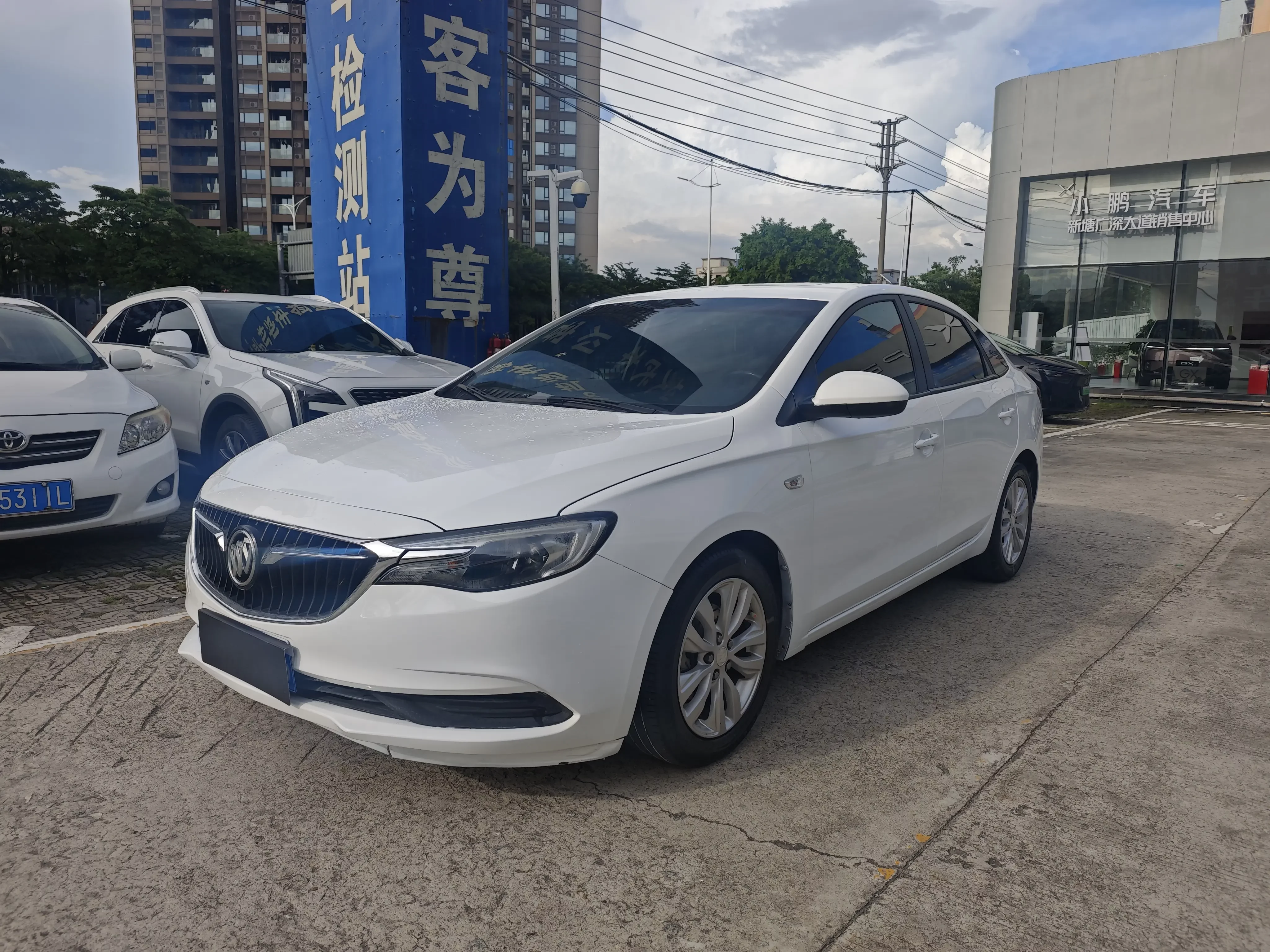 Buick Yinglang