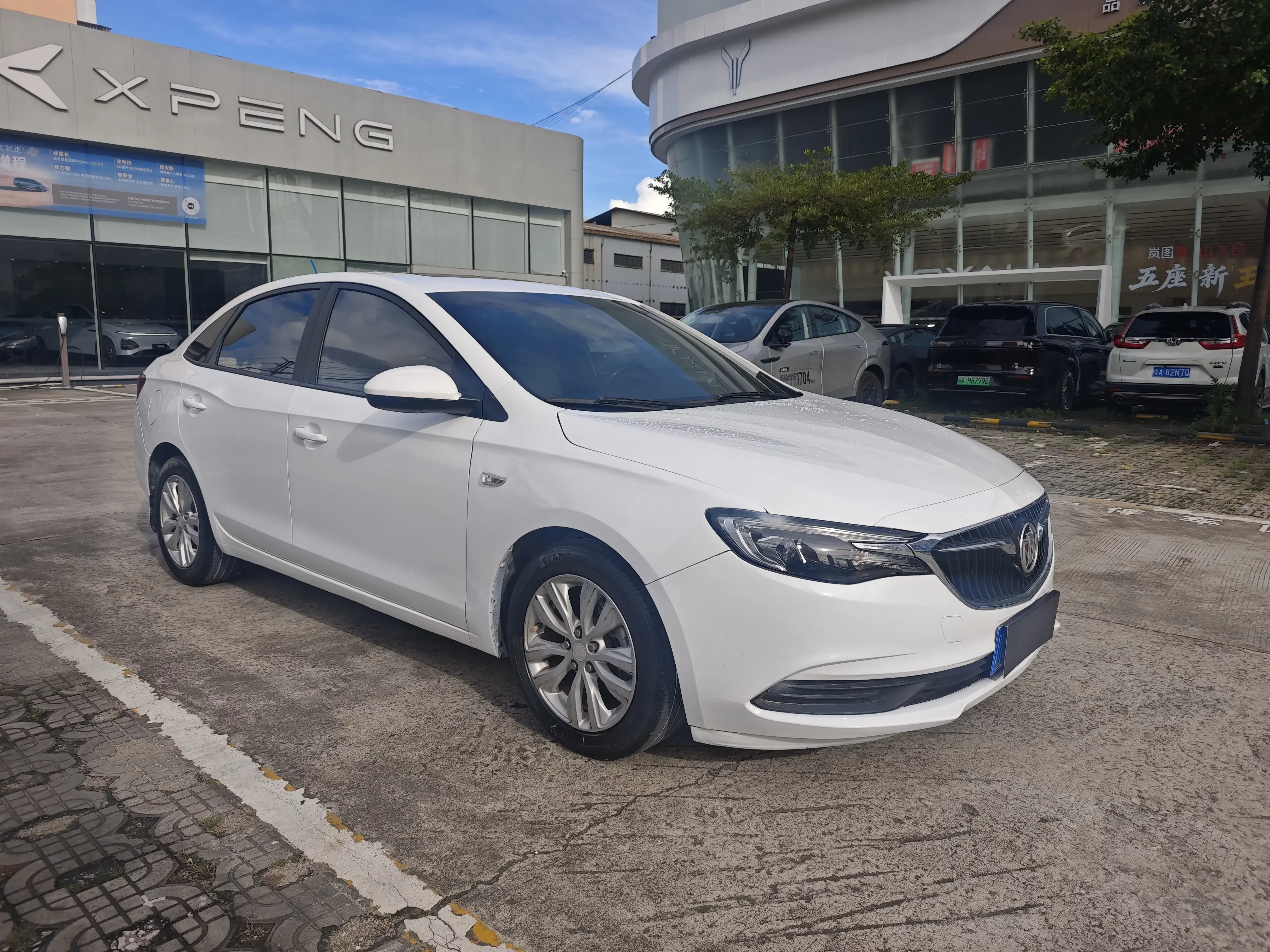 Buick Yinglang