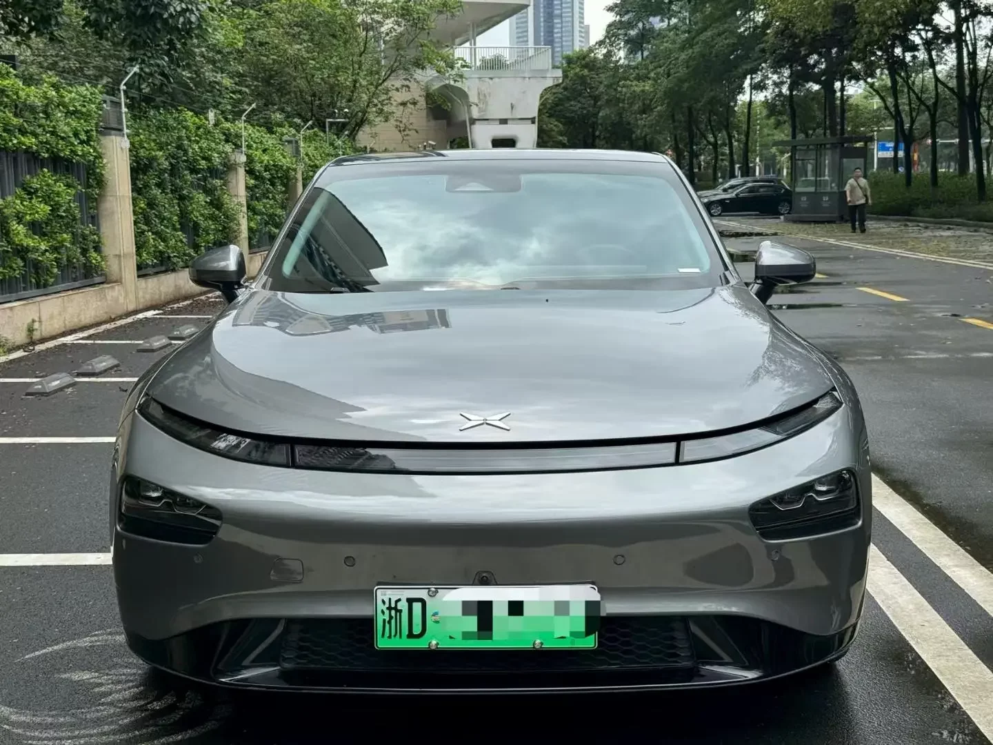 Xpeng P7