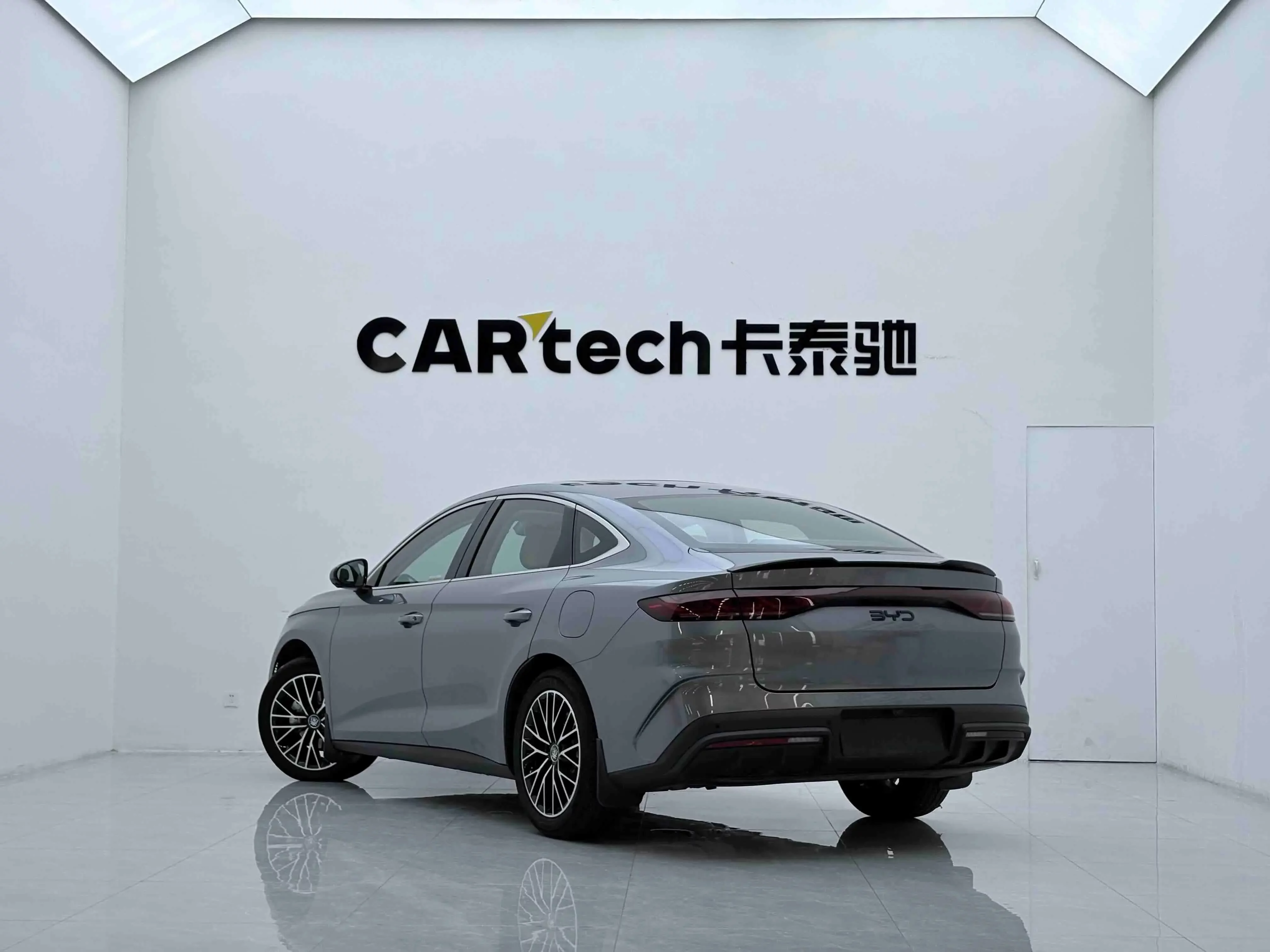 BYD Qin L DM