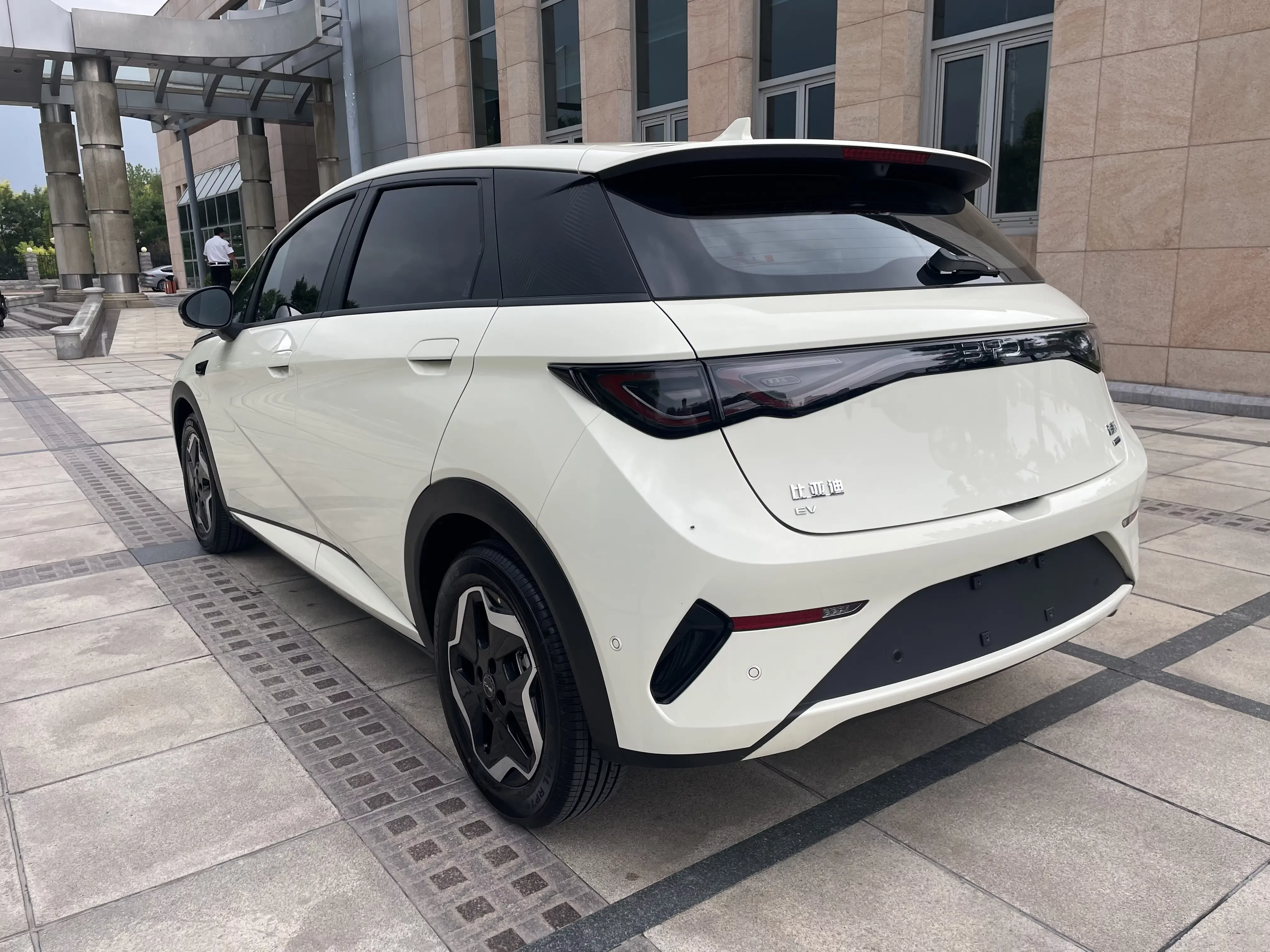 BYD dolphin