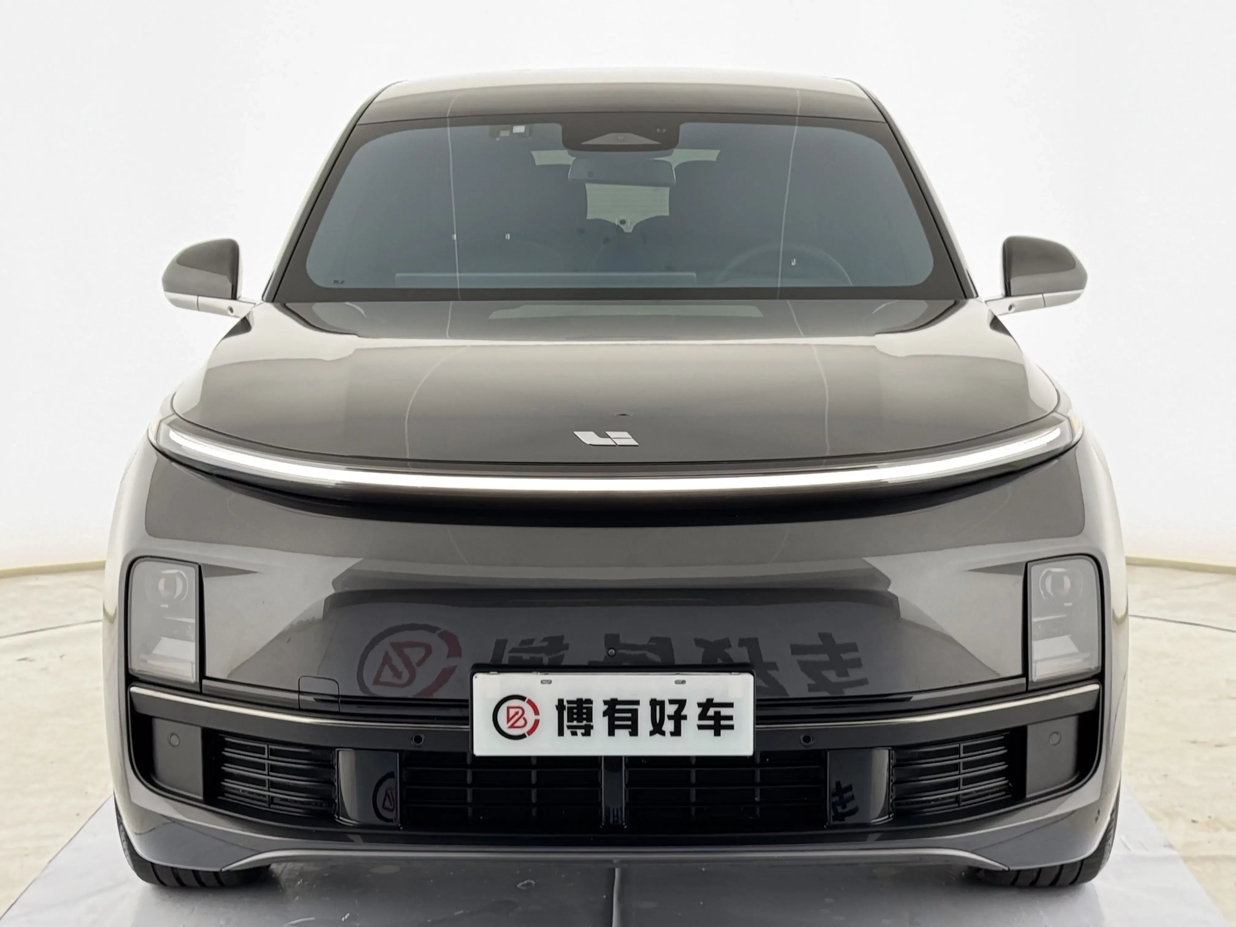 Lixiang L8