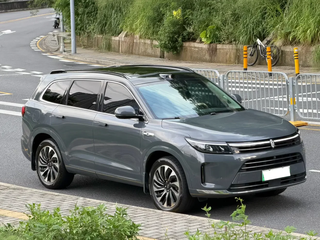 AITO M7