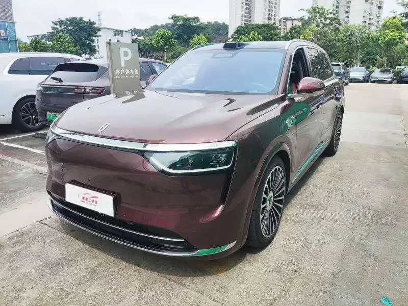 AITO QJM8