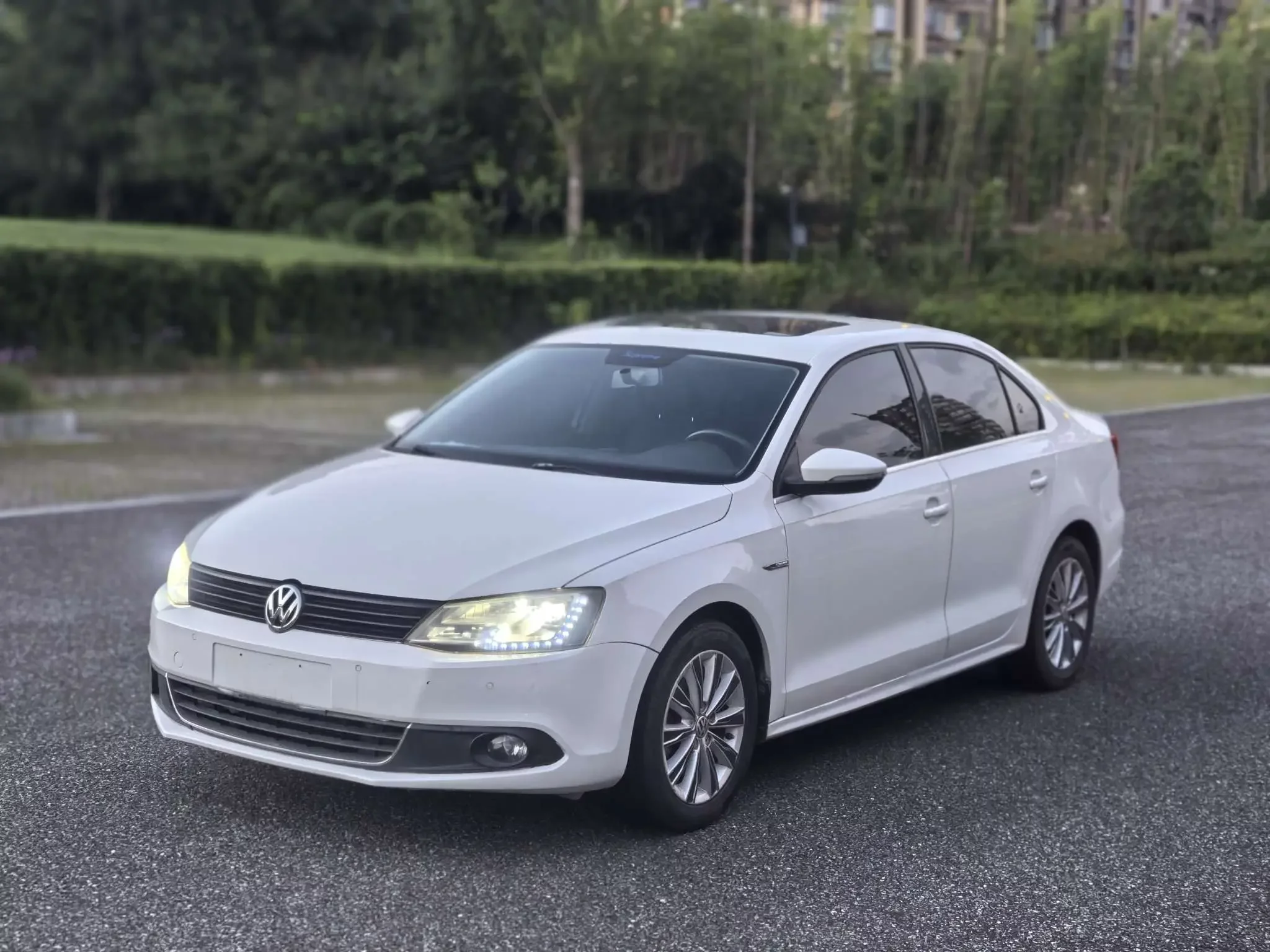 Volkswagen Sagitar