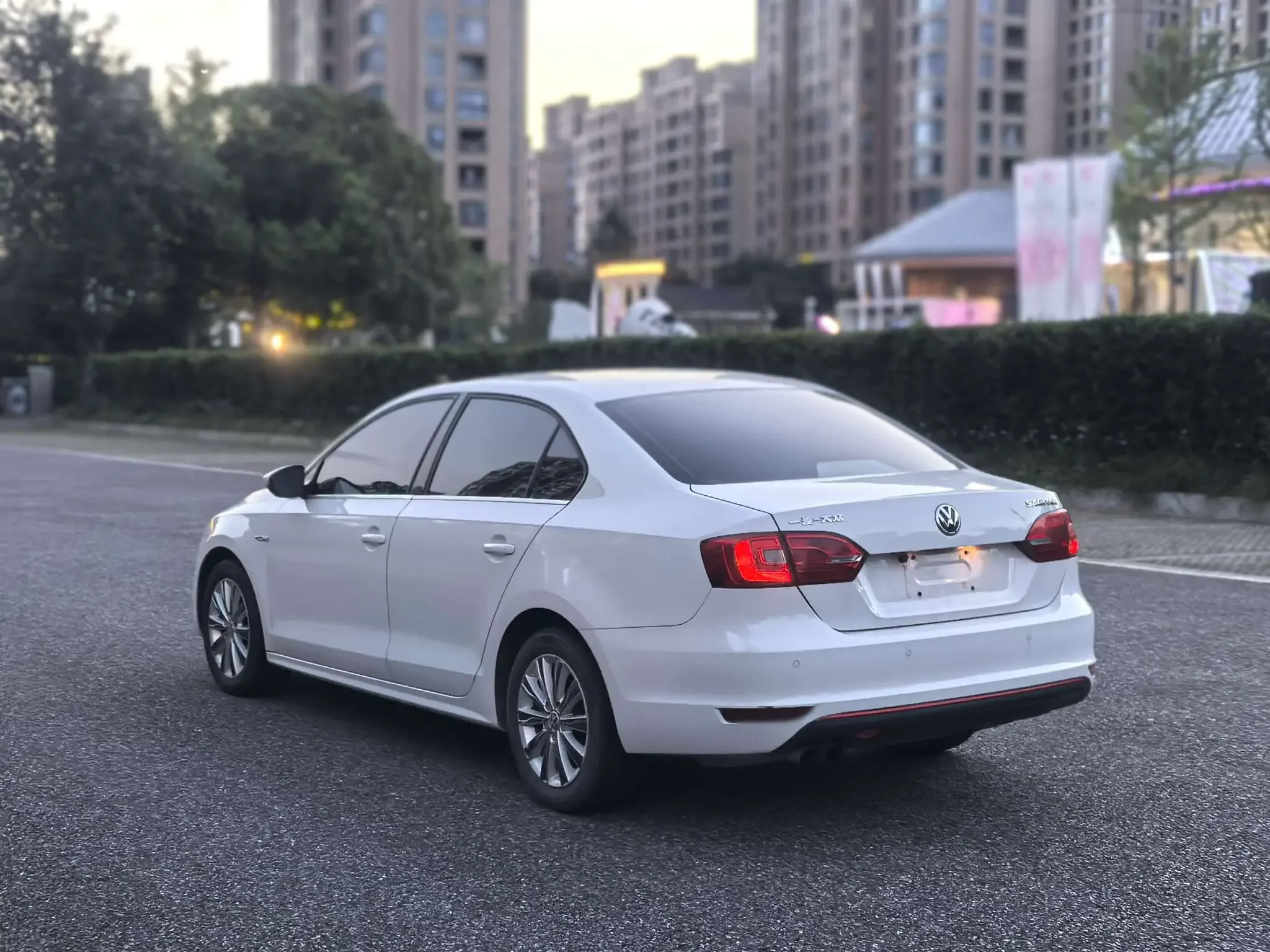 Volkswagen Sagitar