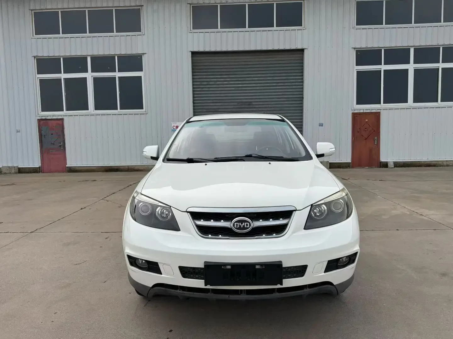 BYD S6