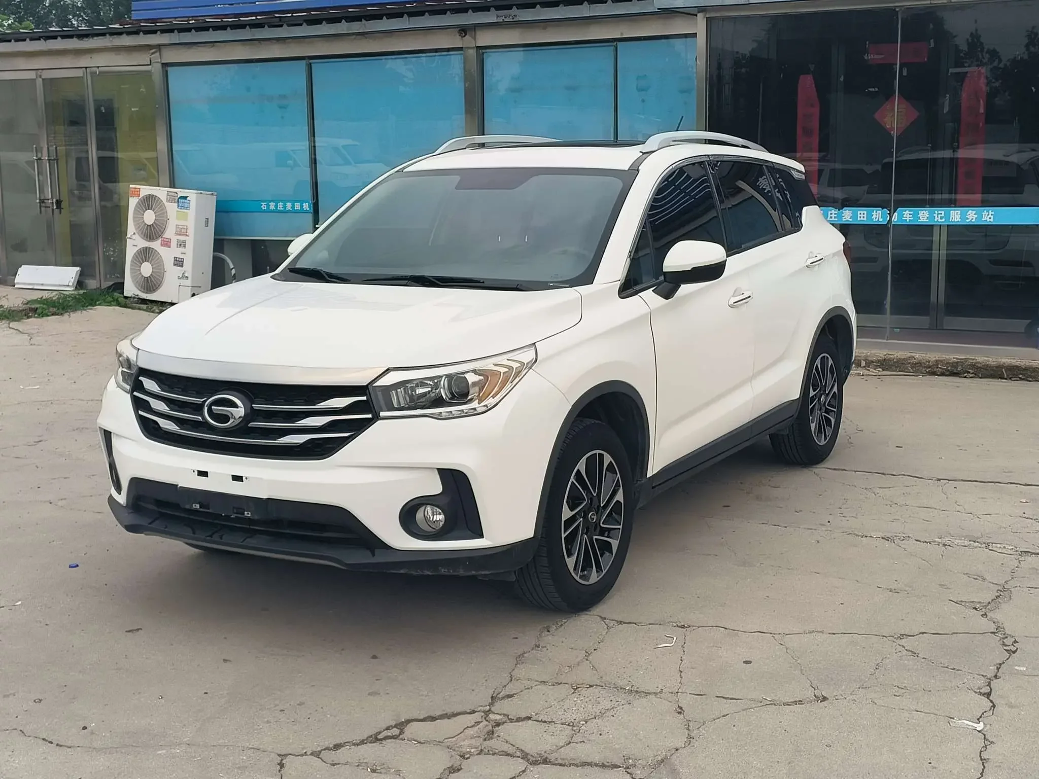 GAC Trumpchi GS4  из Китая