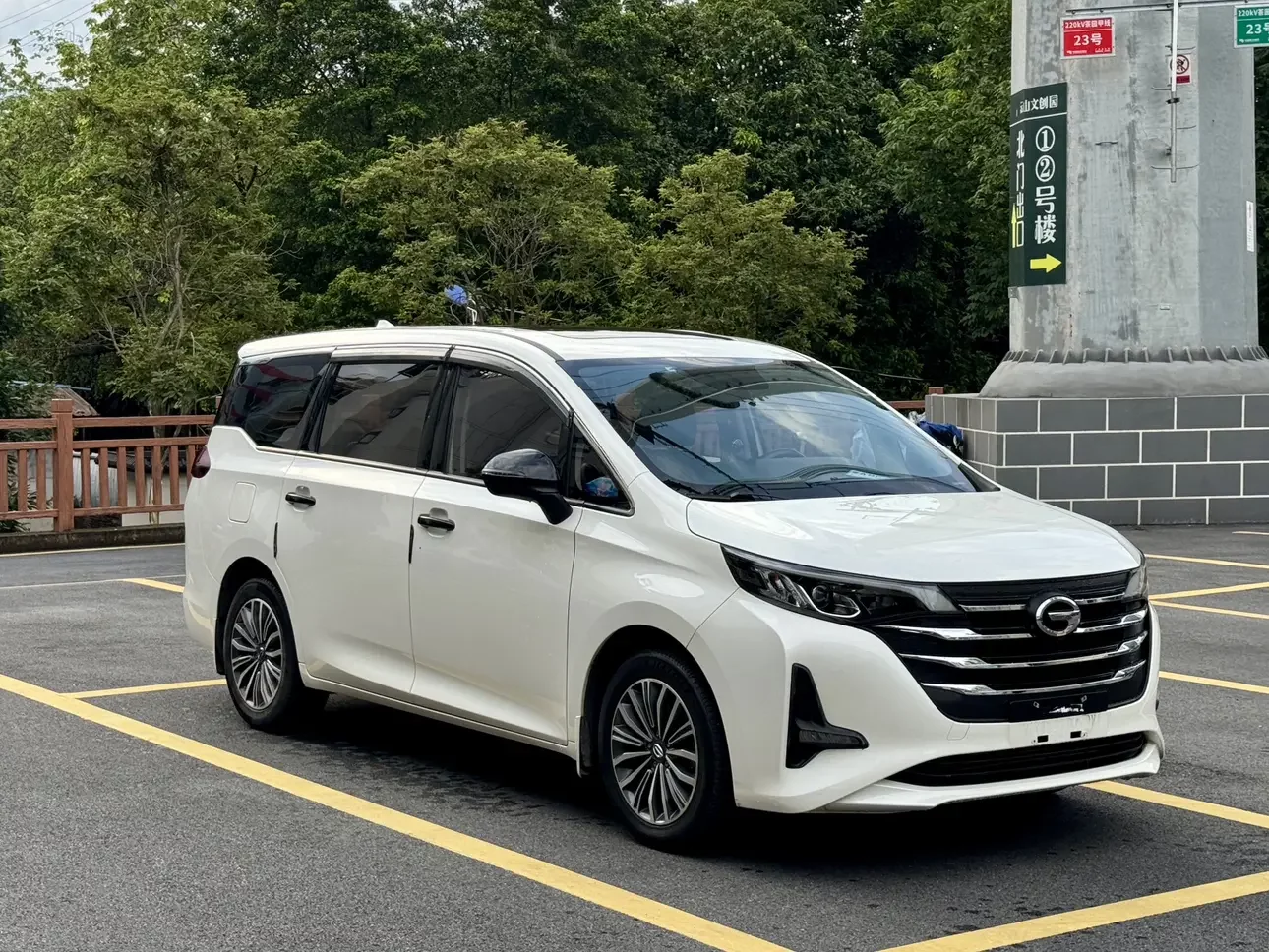 GAC Trumpchi M6