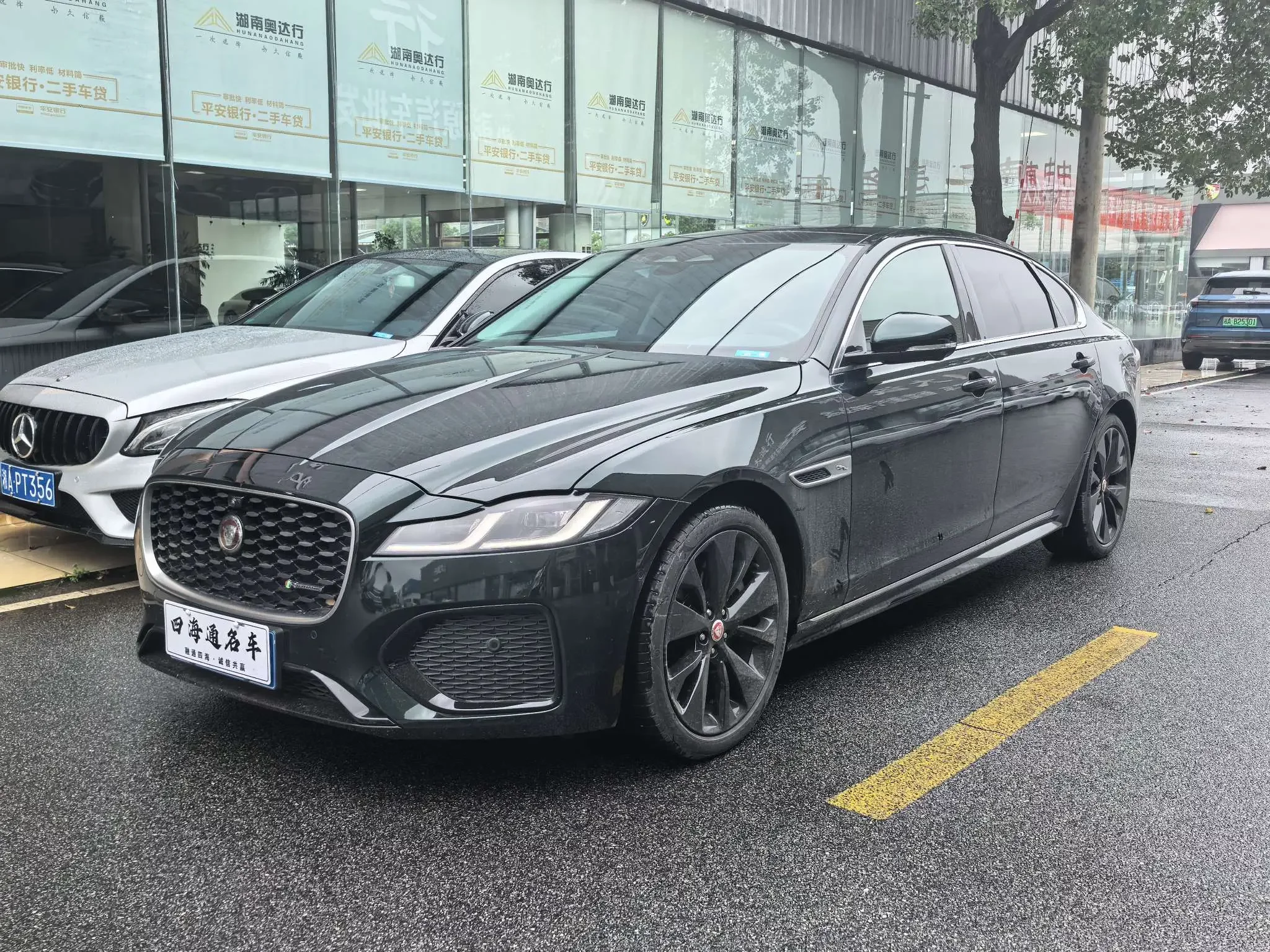 Jaguar XFL
