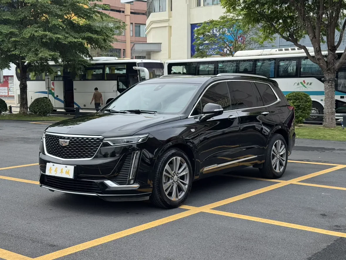Cadillac XT6