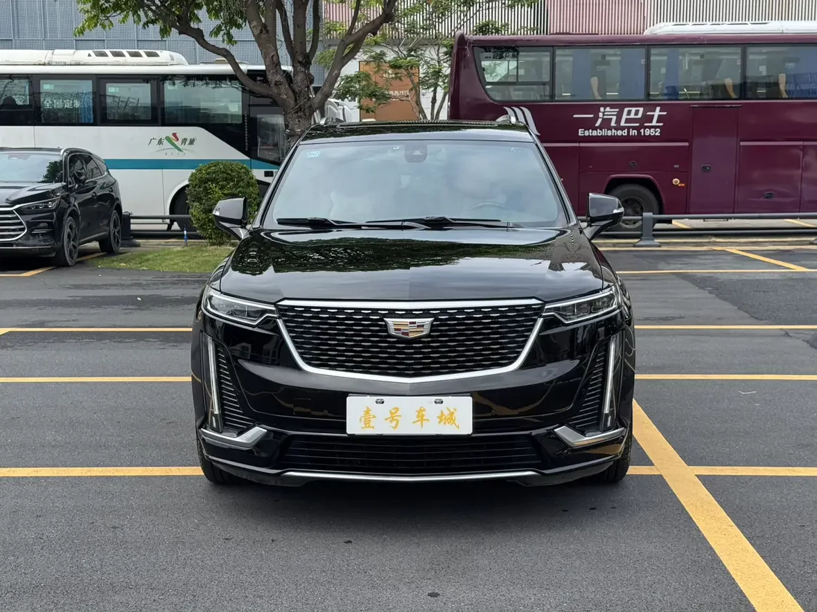 Cadillac XT6