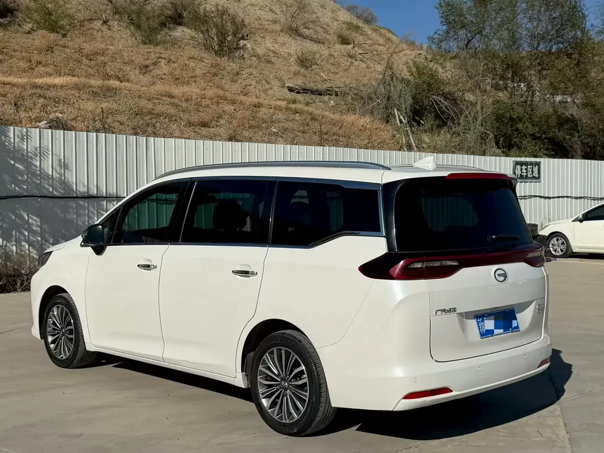GAC Trumpchi M6