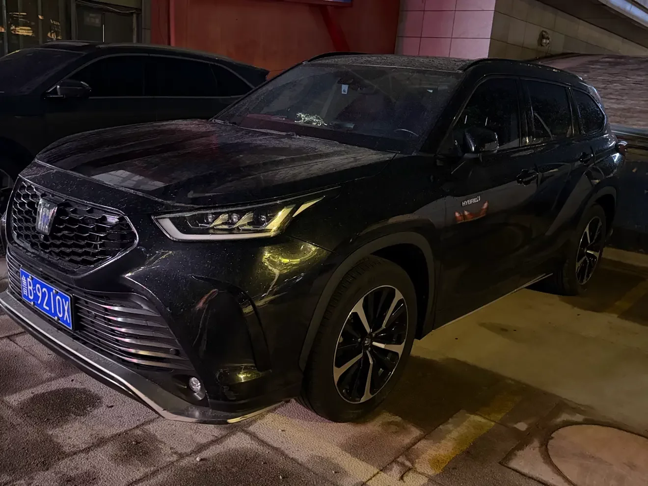 Toyota Crown Kluger