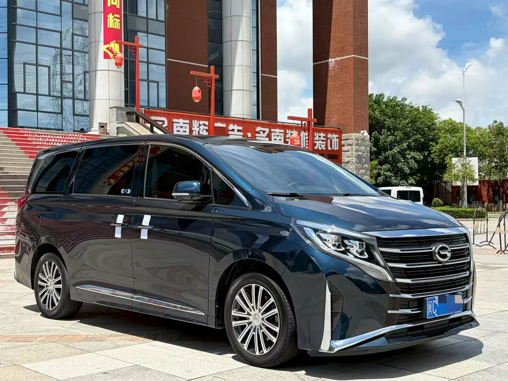GAC Trumpchi M8