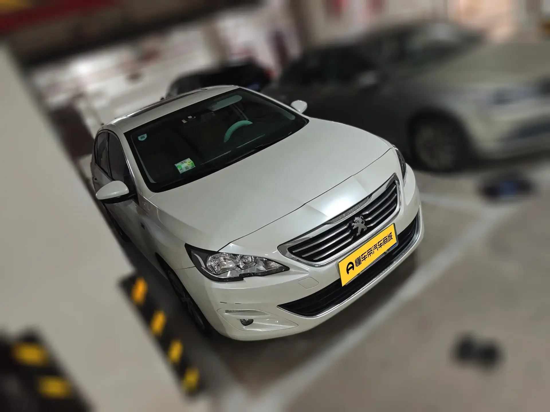 Peugeot 408