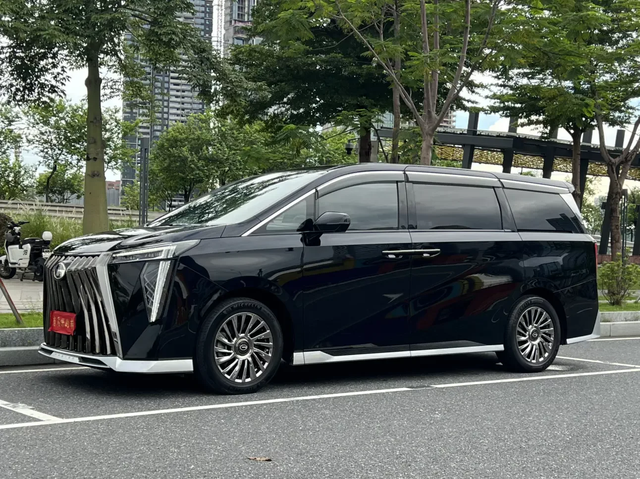 GAC Trumpchi M8