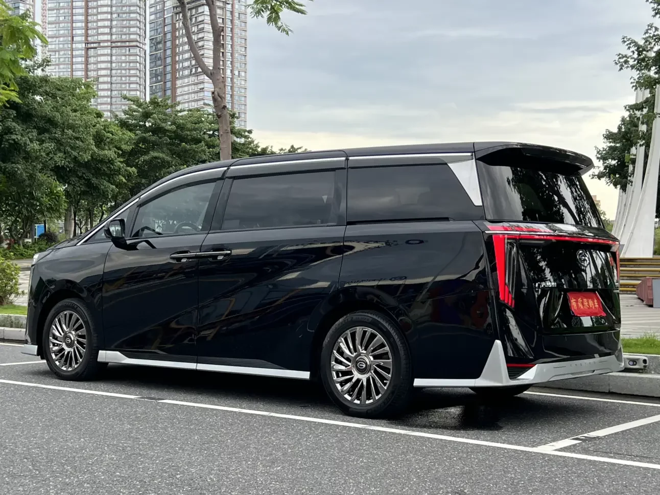 GAC Trumpchi M8