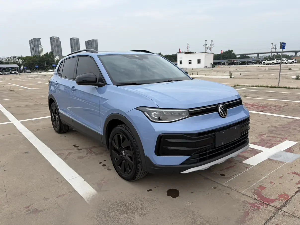 Volkswagen Tharu
