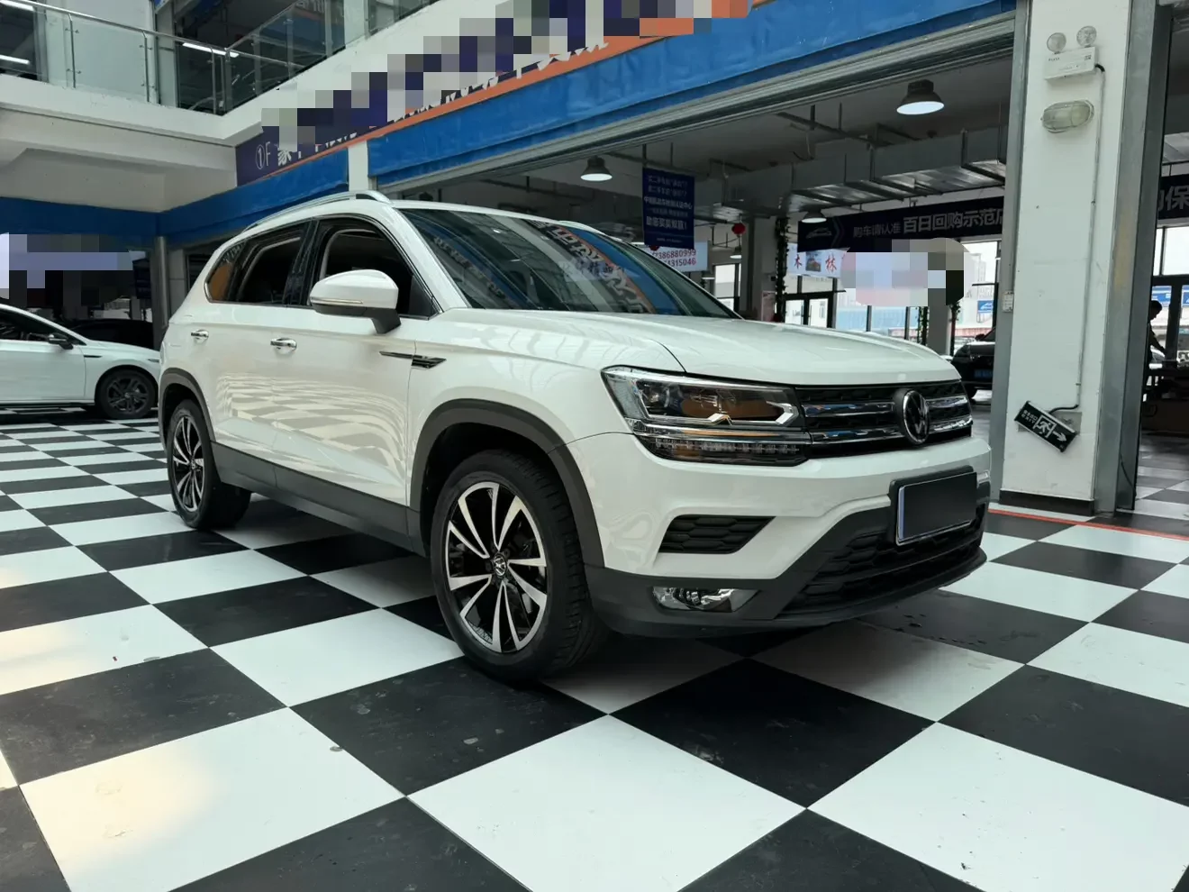 Volkswagen Tharu