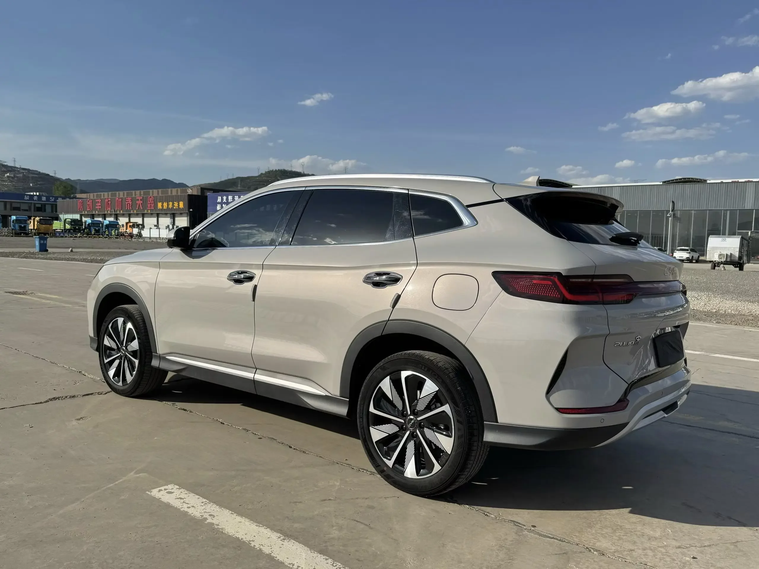 BYD Song PLUS DM