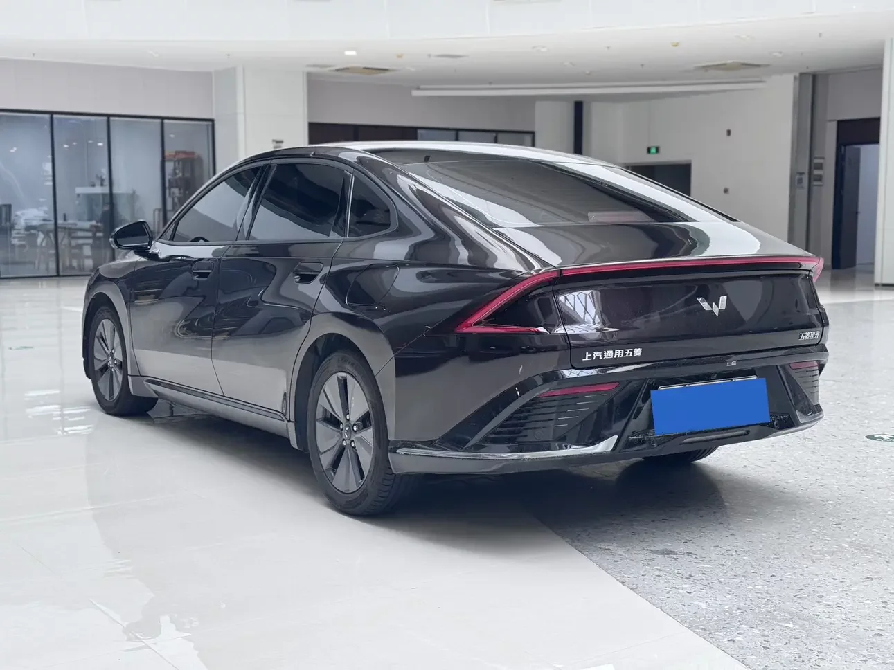 Wuling Starlight PHEV