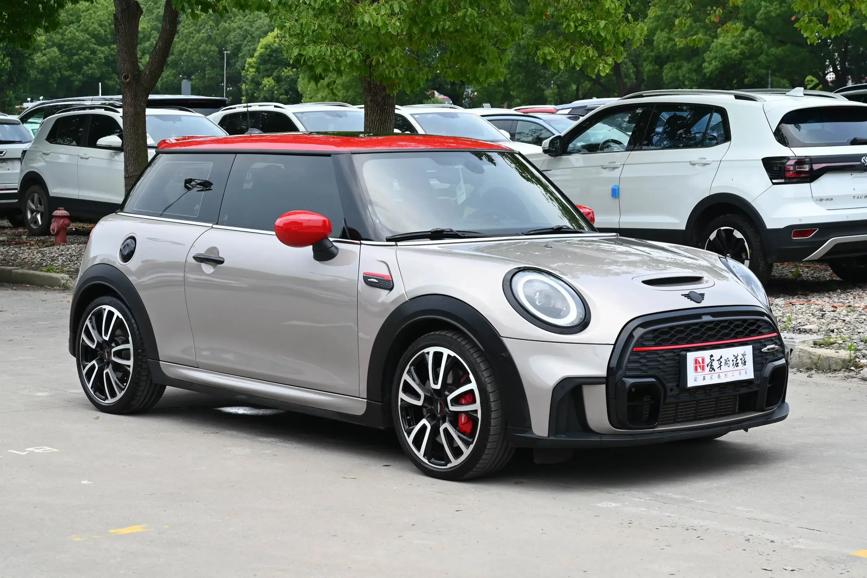 MINI JCW