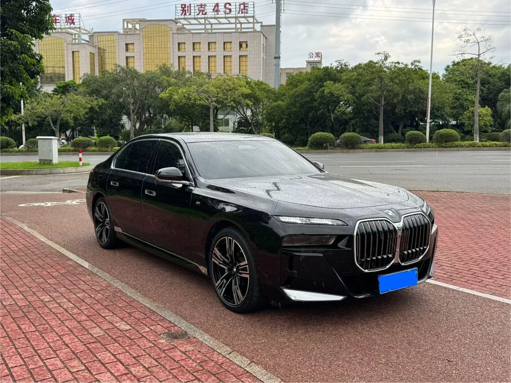 BMW 7 Series