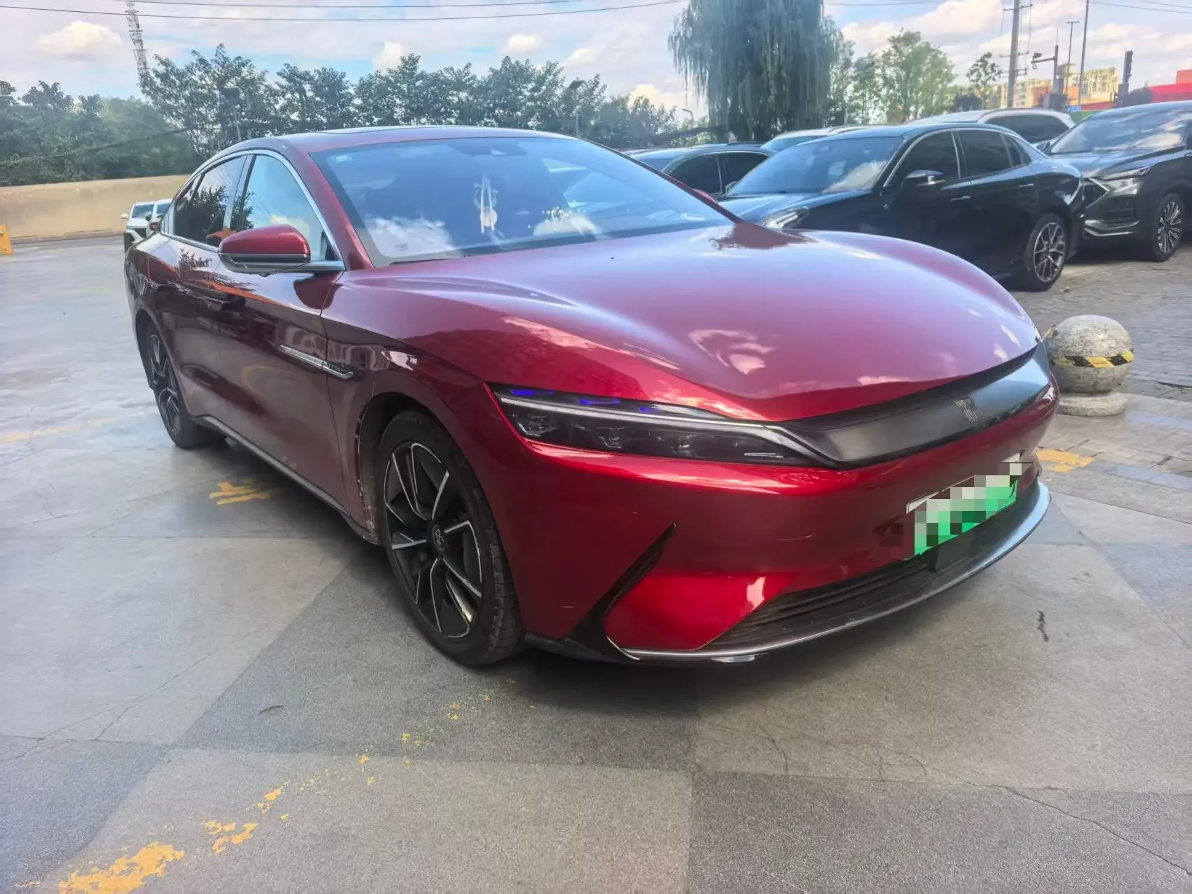 BYD Han EV