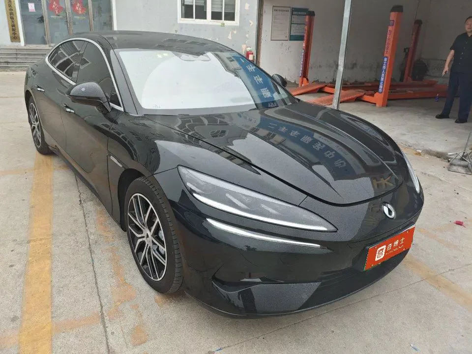 Denza Tengzhong Z9 DM