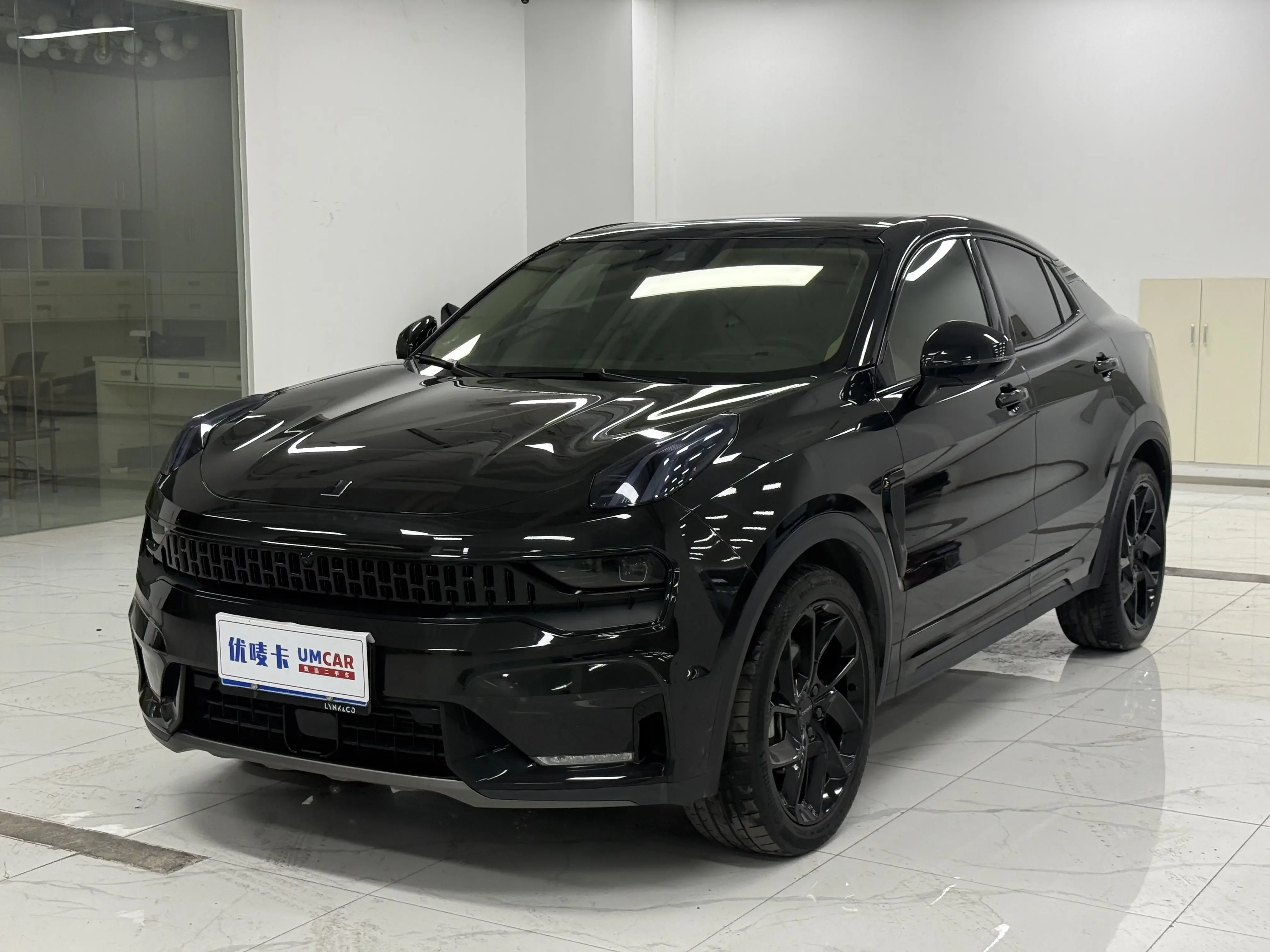 Lynk & Co 05