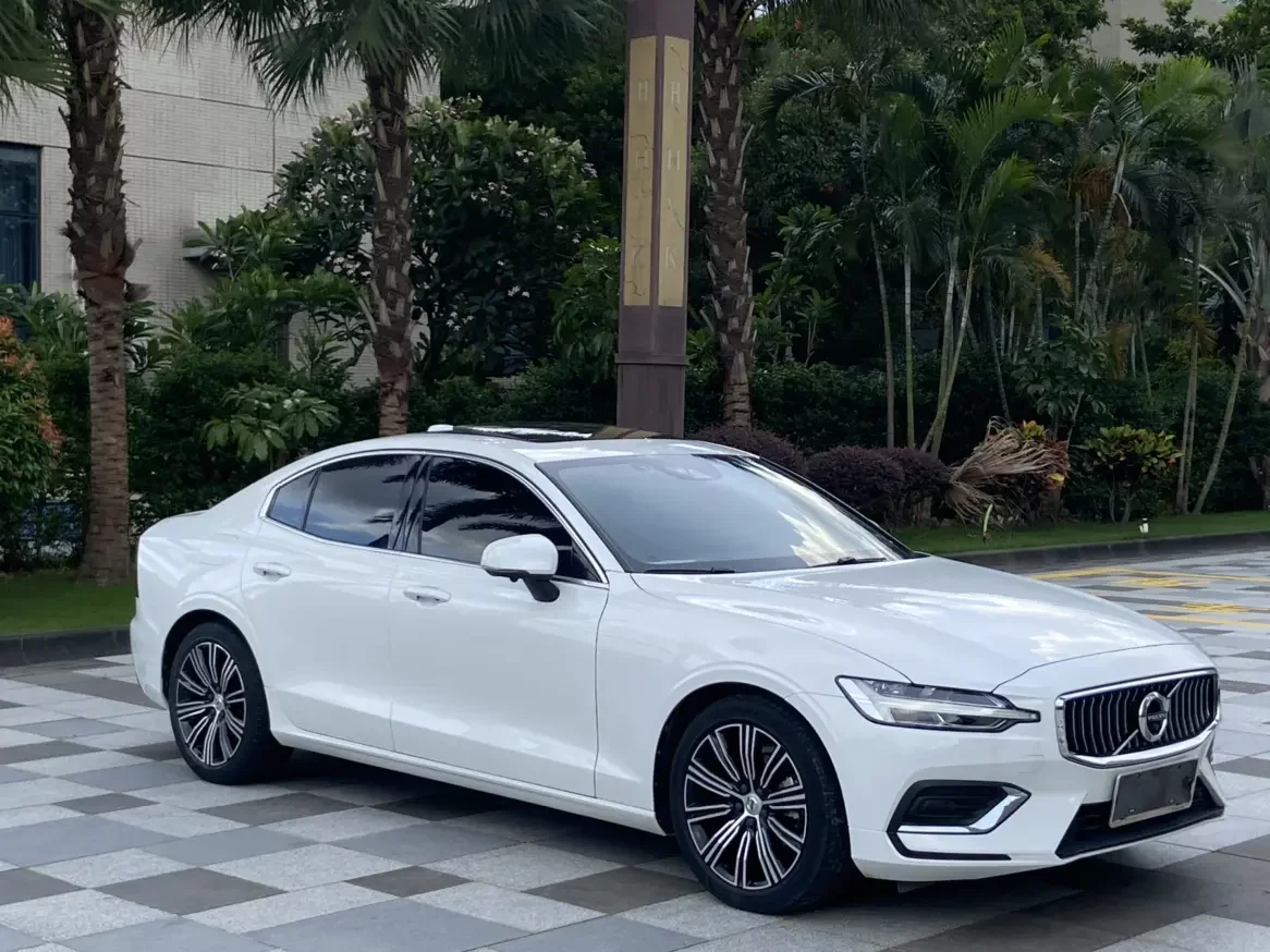 Volvo S60