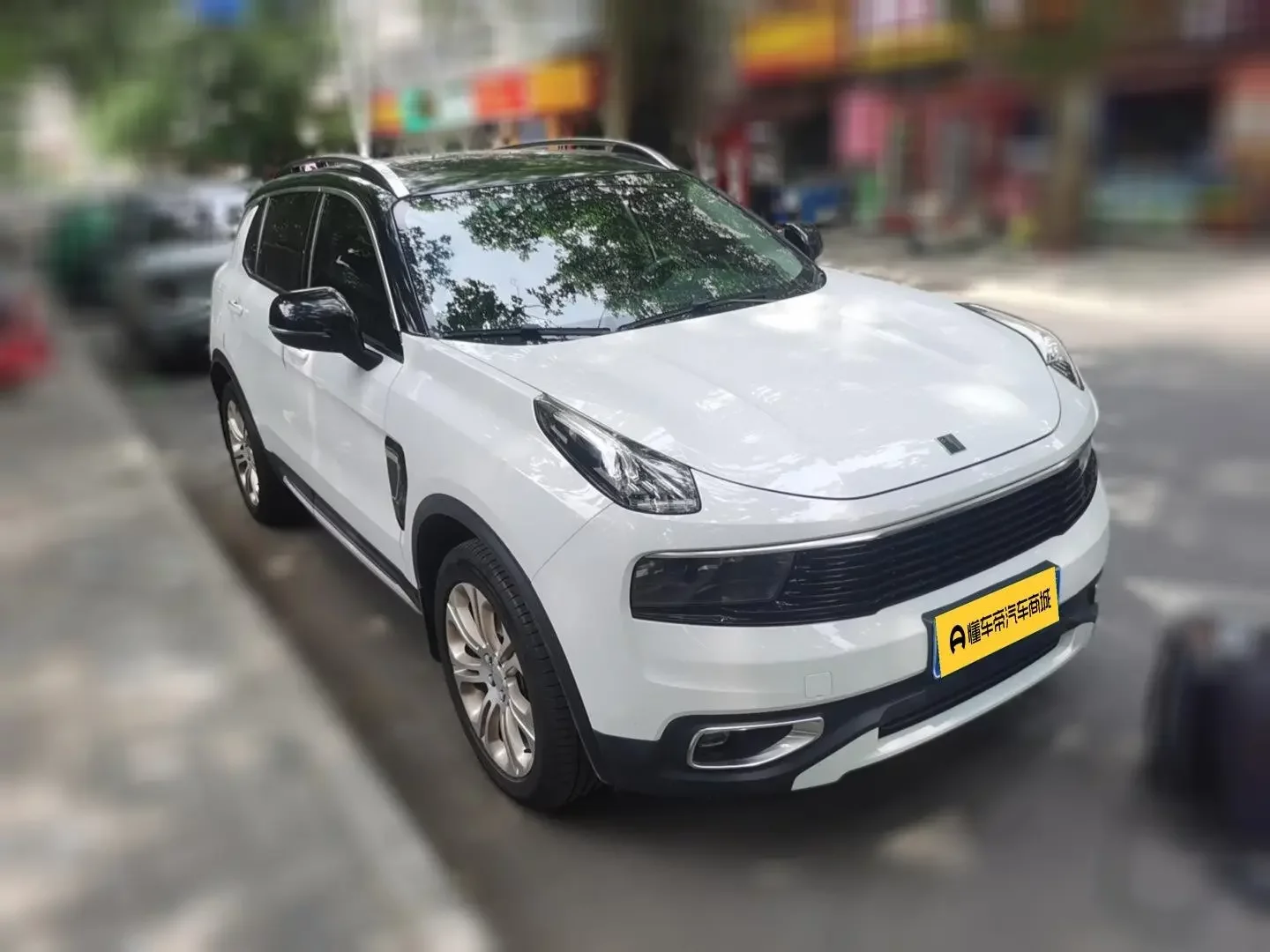 Lynk & Co 01
