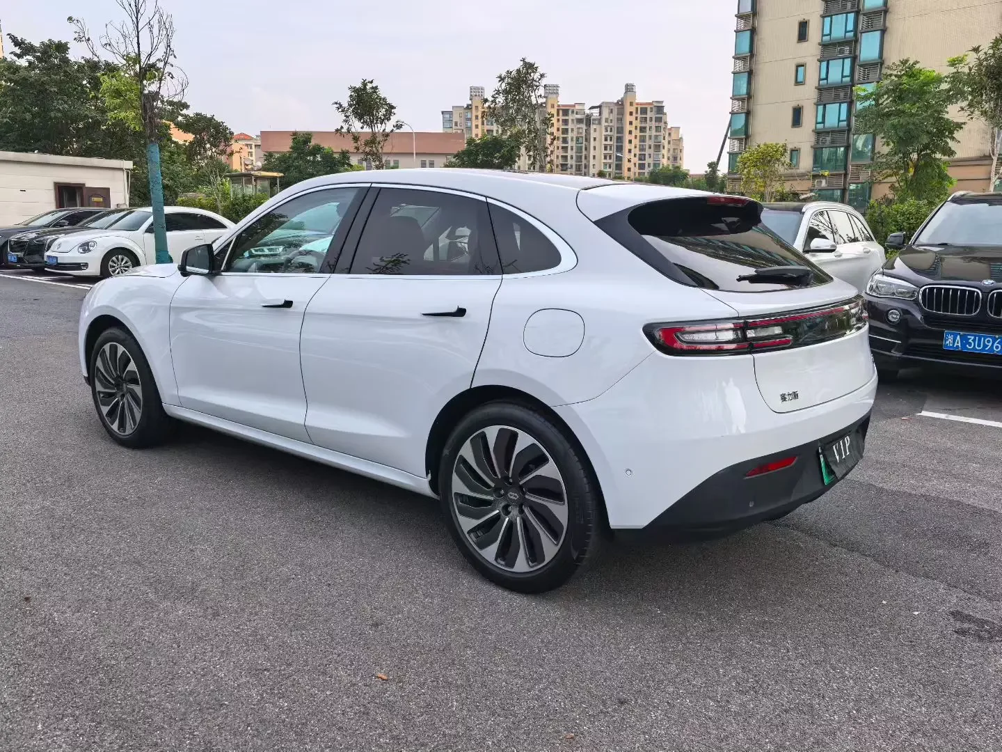 AITO M5