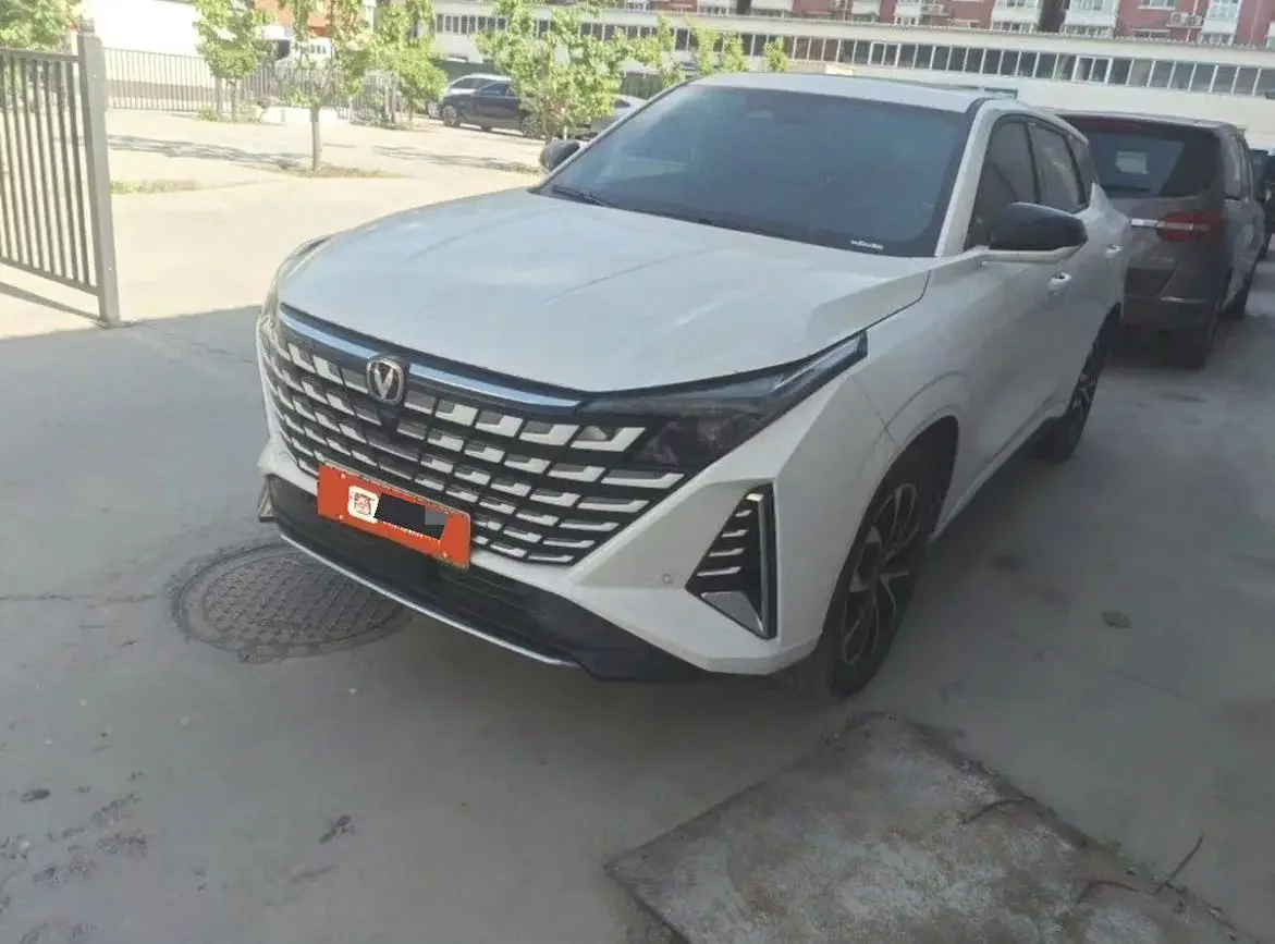 Changan UNI-Z PHEV