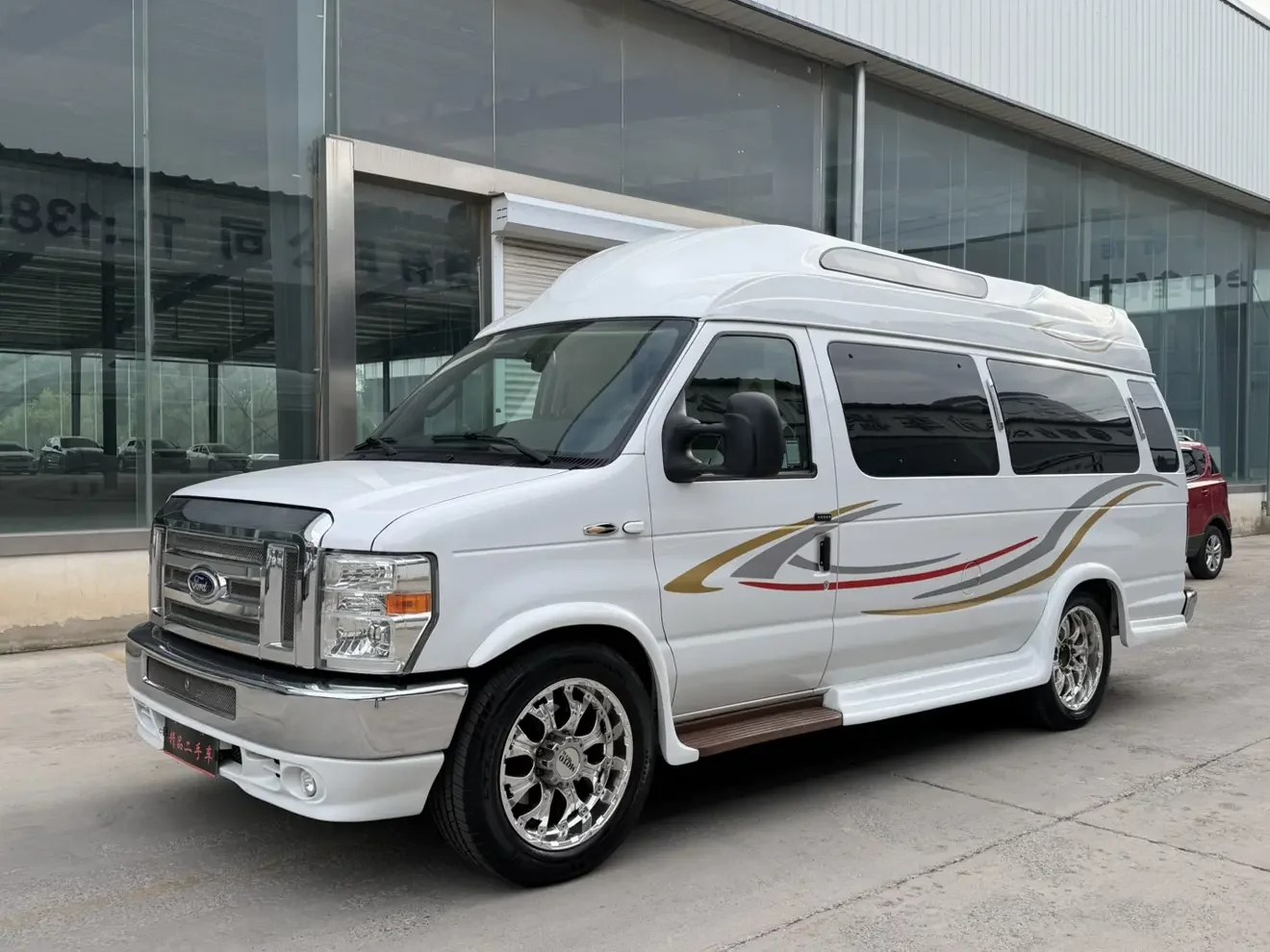 Ford E350