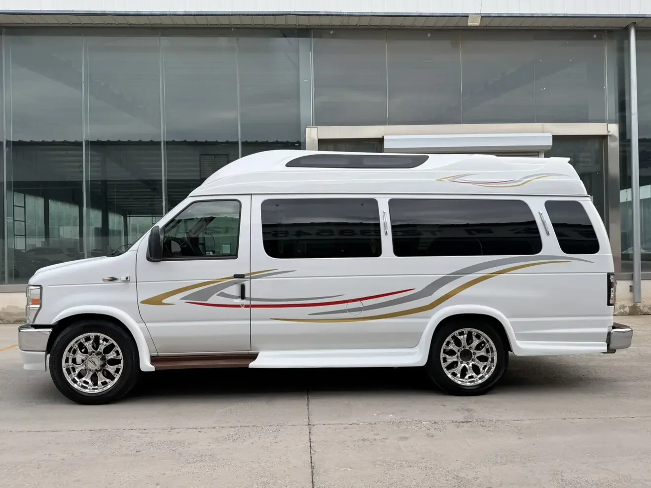Ford E350