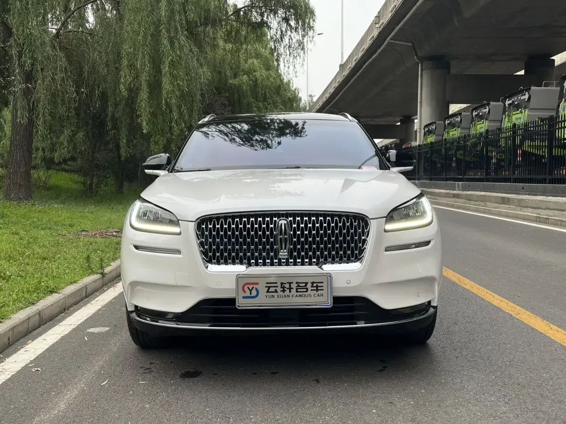 Lincoln adventurer