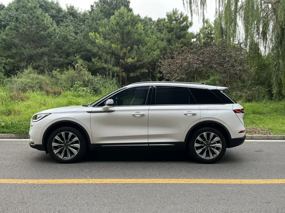 Lincoln adventurer