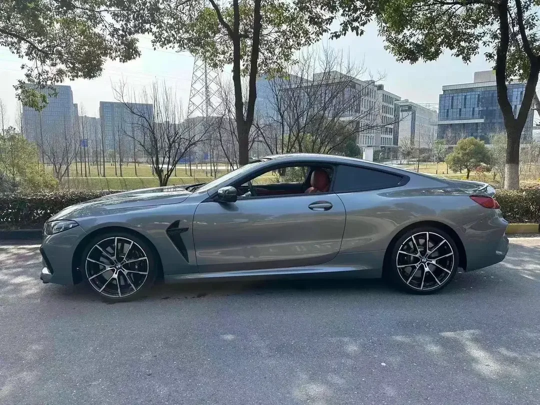 BMW 8 Series