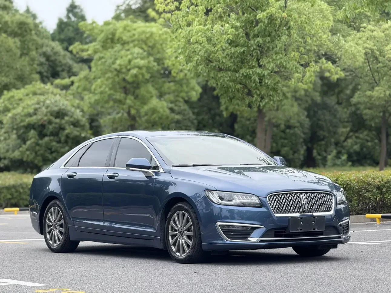 Lincoln MKZ