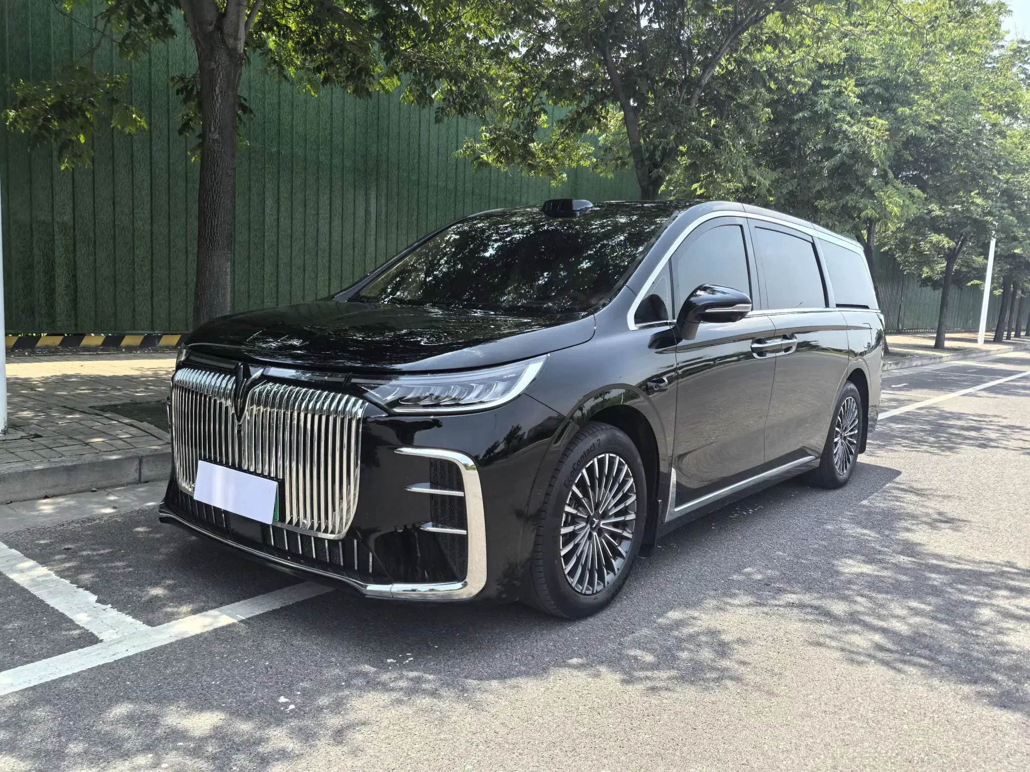 Voyah Lantu Dreamer PHEV