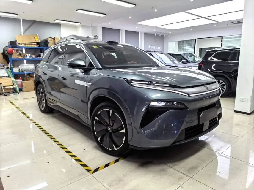 BYD Tang L DM