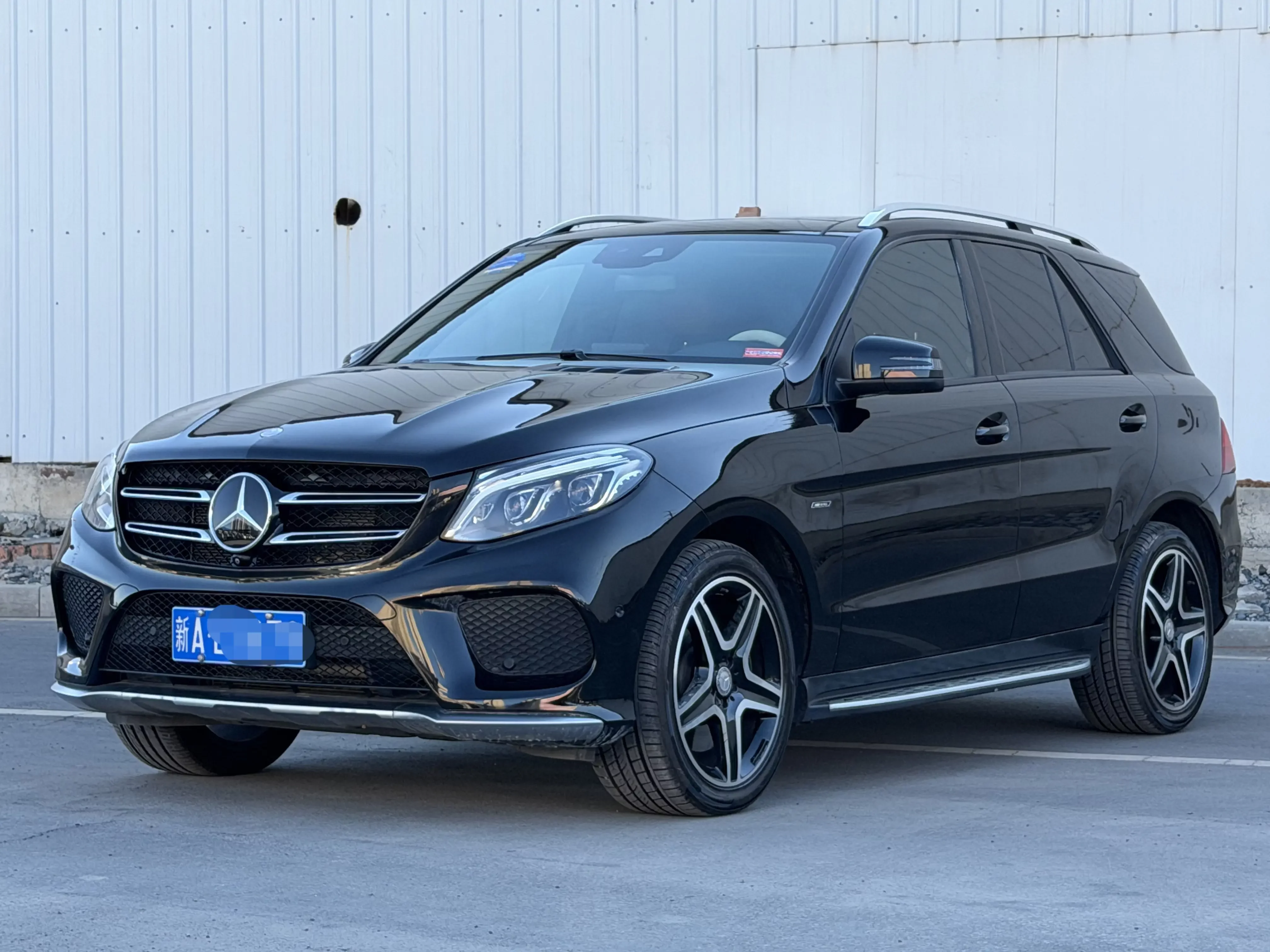 Mercedes-Benz GLE (Imported)